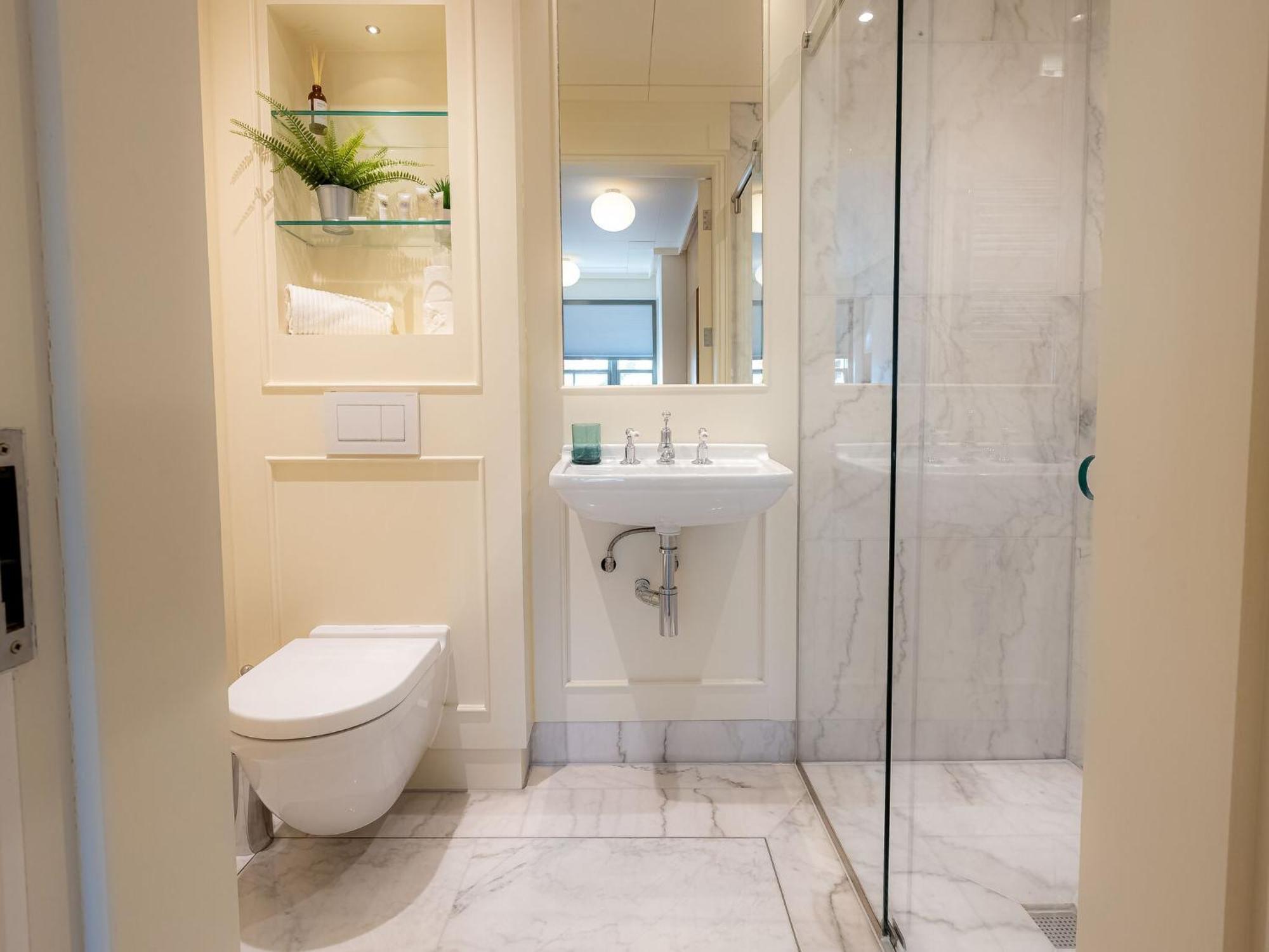 Apartament Modern Deluxe Five Bedroom House Near Chalk Farm Station By Belvilla Londra